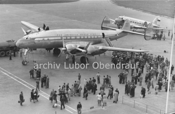 Lockheed Constellation na letišti Praha Ruzyně
