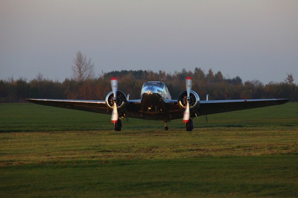 Beechcraft C-45H 02