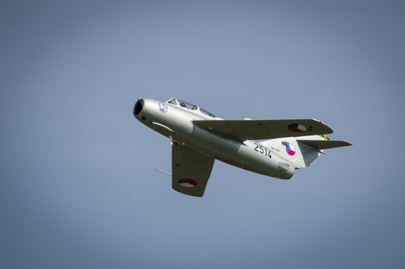 MiG 15 Helicoptershow 2015