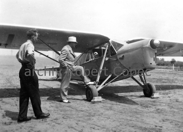 DH-60A-PussMoth-(YU-PAX)_Bata_u-kabini-xMJankovic