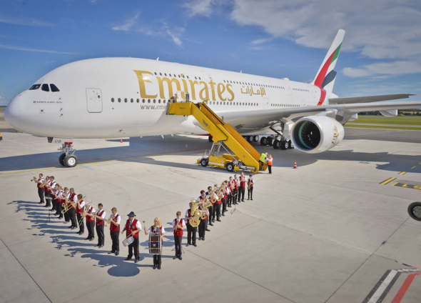 Emirates Airbus A 380 Vídeň