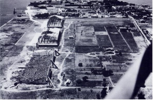 hangáry základny orbetello v roce 1944