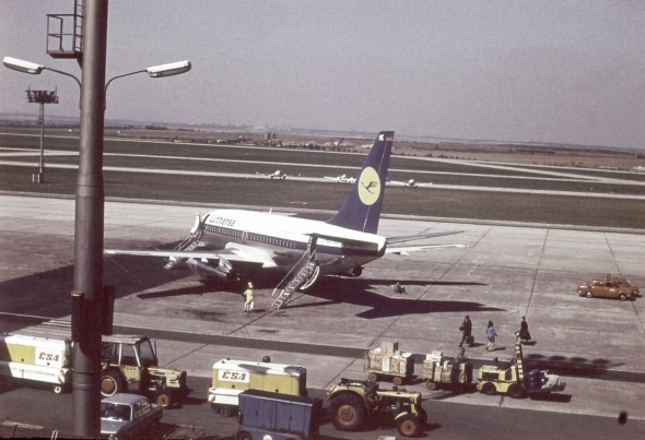 rok 1973 B737 Lufthansa 1.pol. 70.let