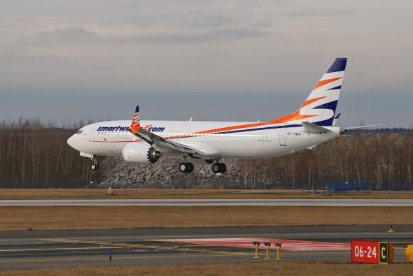 Boeing 737 MAX 8 Travel Service první přistání letiště Praha