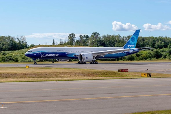 Boeing 777X první vzlet